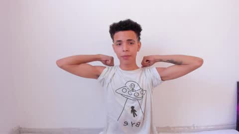 Snapshot of skady_coronado chatting on December 2024 09:35:01 PM skady_coronado online show from December 2024 09:35:01 PM