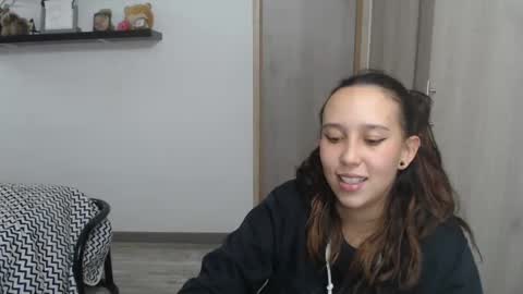 Alice online show from December 2024 03:29:02 AM