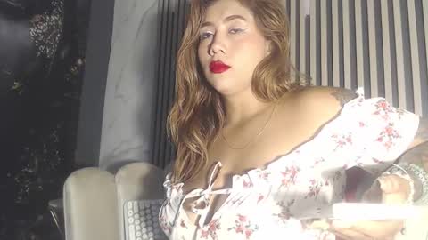 Snapshot of skarlethvilla chatting on November 2025 10:34:02 PM Skarleth villa online show from November 2025 10:34:02 PM