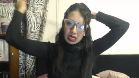 Laura Sofia online show from April 2026 02:36:02 AM