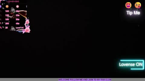 Snapshot of skarlyhot chatting on May 2026 12:07:02 AM Laura Sofia online show from May 2026 12:07:02 AM
