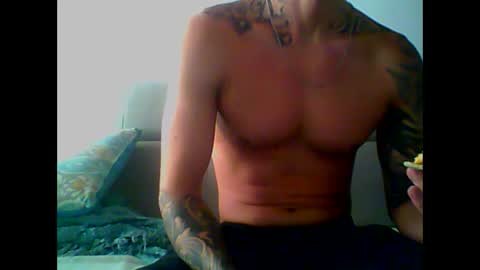 Snapshot of skater19xxx chatting on February 2025 04:11:02 PM miguel online show from February 2025 04:11:02 PM