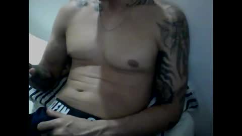 Snapshot of skater19xxx chatting on March 2025 01:36:02 AM miguel online show from March 2025 01:36:02 AM