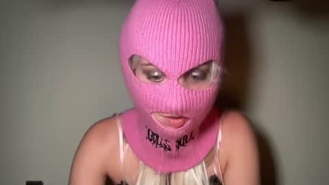 Snapshot of skibunni69xo chatting on September 2025 01:18:01 AM skibunni69xo online show from September 2025 01:18:01 AM