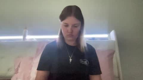 skiimaskabby online show from April 2026 05:14:01 PM