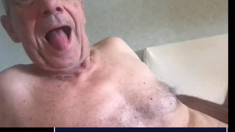 Snapshot of skima48 chatting on October 2025 10:24:01 AM skima48 online show from October 2025 10:24:01 AM