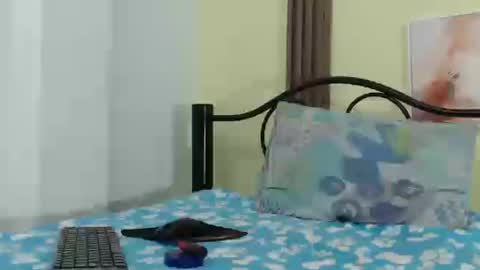 skinny online show from June 2026 07:49:01 PM