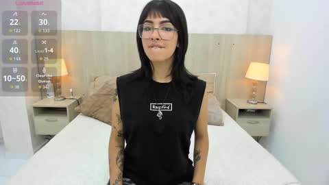 Snapshot of skinny_emily chatting on September 2025 07:48:01 PM Emily Rojas online show from September 2025 07:48:01 PM