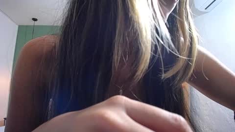 skinny_hottie18 online show from January 2025 04:36:01 PM