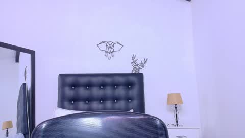 skinny_hottie18 online show from January 2025 04:33:02 PM