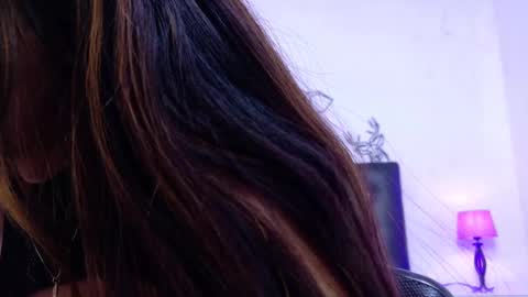 skinny_hottie18 online show from March 2025 04:44:01 PM