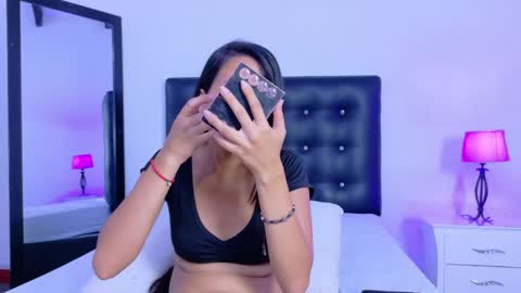 Snapshot of skinny_hottie18 chatting on May 2026 07:41:01 PM skinny_hottie18 online show from May 2026 07:41:01 PM