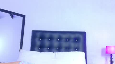 Snapshot of skinny_hottie18 chatting on May 2026 03:43:01 PM skinny_hottie18 online show from May 2026 03:43:01 PM