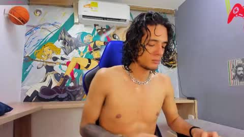 Snapshot of skinny_mac_ chatting on May 2026 02:14:02 PM Mac online show from May 2026 02:14:02 PM