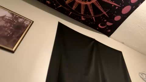 Snapshot of skinnyangel21 chatting on December 2025 04:42:02 AM skinnyangel21 online show from December 2025 04:42:02 AM