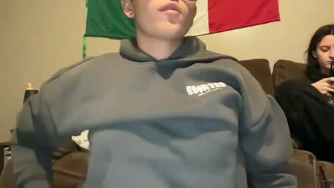 Snapshot of skinnyangel21 chatting on February 2026 01:42:02 AM skinnyangel21 online show from February 2026 01:42:02 AM