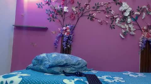 Snapshot of skinnybarbie022 chatting on September 2025 01:17:02 AM barbi online show from September 2025 01:17:02 AM