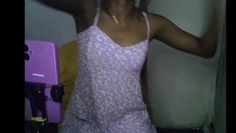 Linda independent model online show from April 2026 03:17:01 AM