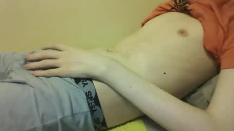 Snapshot of skinnycuteman chatting on September 2025 09:04:02 PM skinnycuteb0y online show from September 2025 09:04:02 PM