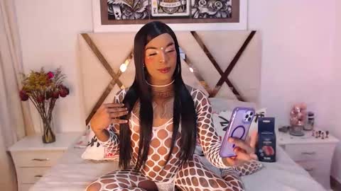 jesica online show from November 2025 08:46:02 AM