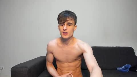 Snapshot of skinnyguywithbigd chatting on December 2024 05:48:01 AM skinnyguywithbigd online show from December 2024 05:48:01 AM