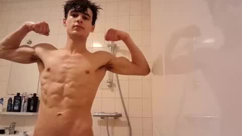 Snapshot of skinnyguywithbigd chatting on October 2025 01:23:01 PM skinnyguywithbigd online show from October 2025 01:23:01 PM