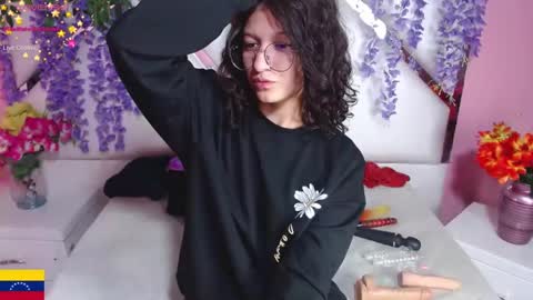  SKINNYHORNY   online show from December 2024 05:55:02 AM