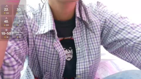 Snapshot of skinnyneighbour_ chatting on December 2025 03:24:02 AM Karla online show from December 2025 03:24:02 AM