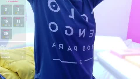 Snapshot of skinnyneighbour_ chatting on January 2026 03:00:01 AM Karla online show from January 2026 03:00:01 AM