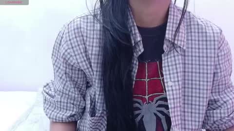 Snapshot of skinnyneighbour_ chatting on February 2026 02:48:01 AM Karla online show from February 2026 02:48:01 AM