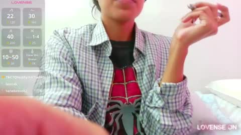 Snapshot of skinnyneighbour_ chatting on February 2026 03:24:02 AM Karla online show from February 2026 03:24:02 AM