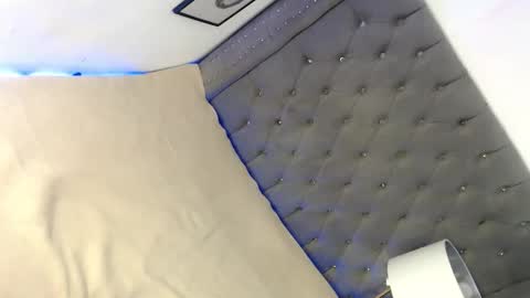 skinnytrans69 online show from October 2025 10:34:02 AM