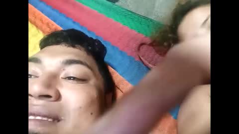 Snapshot of skinypetite chatting on December 2024 09:56:02 PM skinypetite online show from December 2024 09:56:02 PM