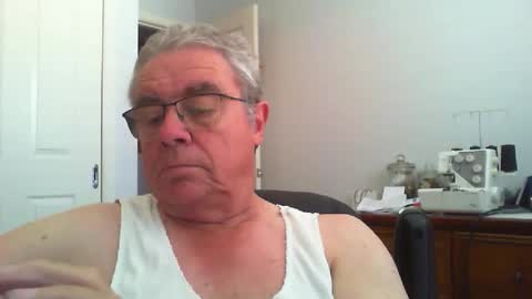 Snapshot of skipper1970 chatting on January 2026 03:31:01 AM Skipper1970 online show from January 2026 03:31:01 AM