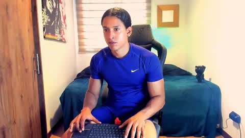 Snapshot of skull_prospect chatting on January 2025 02:19:01 PM Liam Vokov online show from January 2025 02:19:01 PM