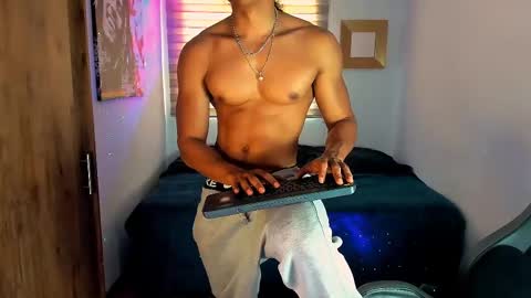 Snapshot of skull_prospect chatting on February 2025 04:25:02 PM Liam Vokov online show from February 2025 04:25:02 PM