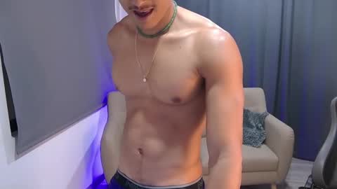 Snapshot of skull_prospect chatting on April 2026 03:42:02 AM Liam Vokov online show from April 2026 03:42:02 AM