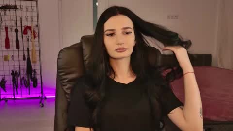 Eliza online show from March 2026 07:32:02 AM