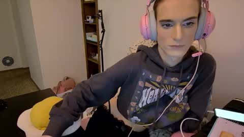 Gem online show from November 2025 06:33:02 PM