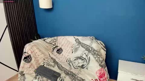 Snapshot of sky_rivers chatting on December 2025 12:26:01 AM sky_rivers online show from December 2025 12:26:01 AM