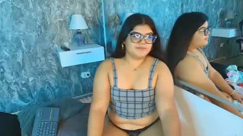 sky_white_ online show from July 2026 11:47:01 AM