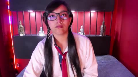 skye_bluee_ online show from October 2025 03:27:02 AM