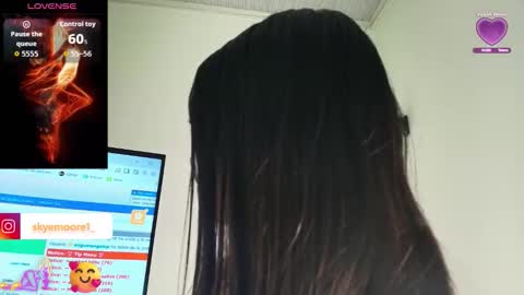 skye moore online show from November 2025 09:36:01 PM