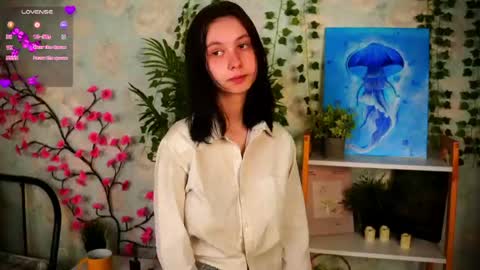 Snapshot of skyemcguire chatting on May 2026 04:14:02 PM Melissa online show from May 2026 04:14:02 PM
