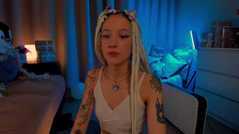    online show from December 2024 02:12:01 AM