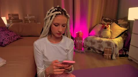    online show from January 2025 05:20:02 PM