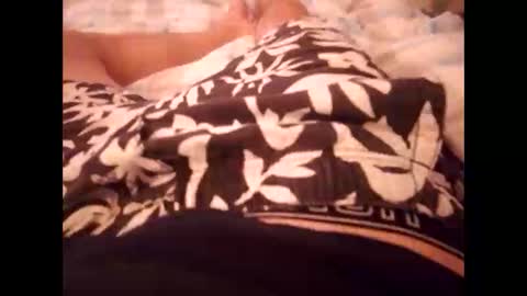 Snapshot of skyfalltoyou chatting on October 2025 11:45:02 PM skyfalltoyou online show from October 2025 11:45:02 PM