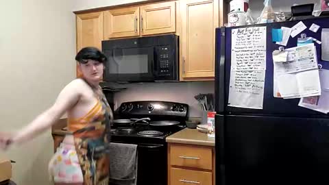 Snapshot of skyisacutie chatting on January 2025 09:43:01 PM Skyisacutie online show from January 2025 09:43:01 PM