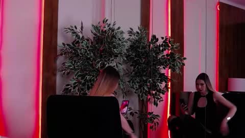 SkylarSpark online show from November 2025 09:06:02 PM