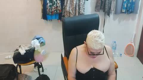 Snapshot of skylartgilf205565 chatting on September 2025 01:56:01 PM skylartgilf205565 online show from September 2025 01:56:01 PM